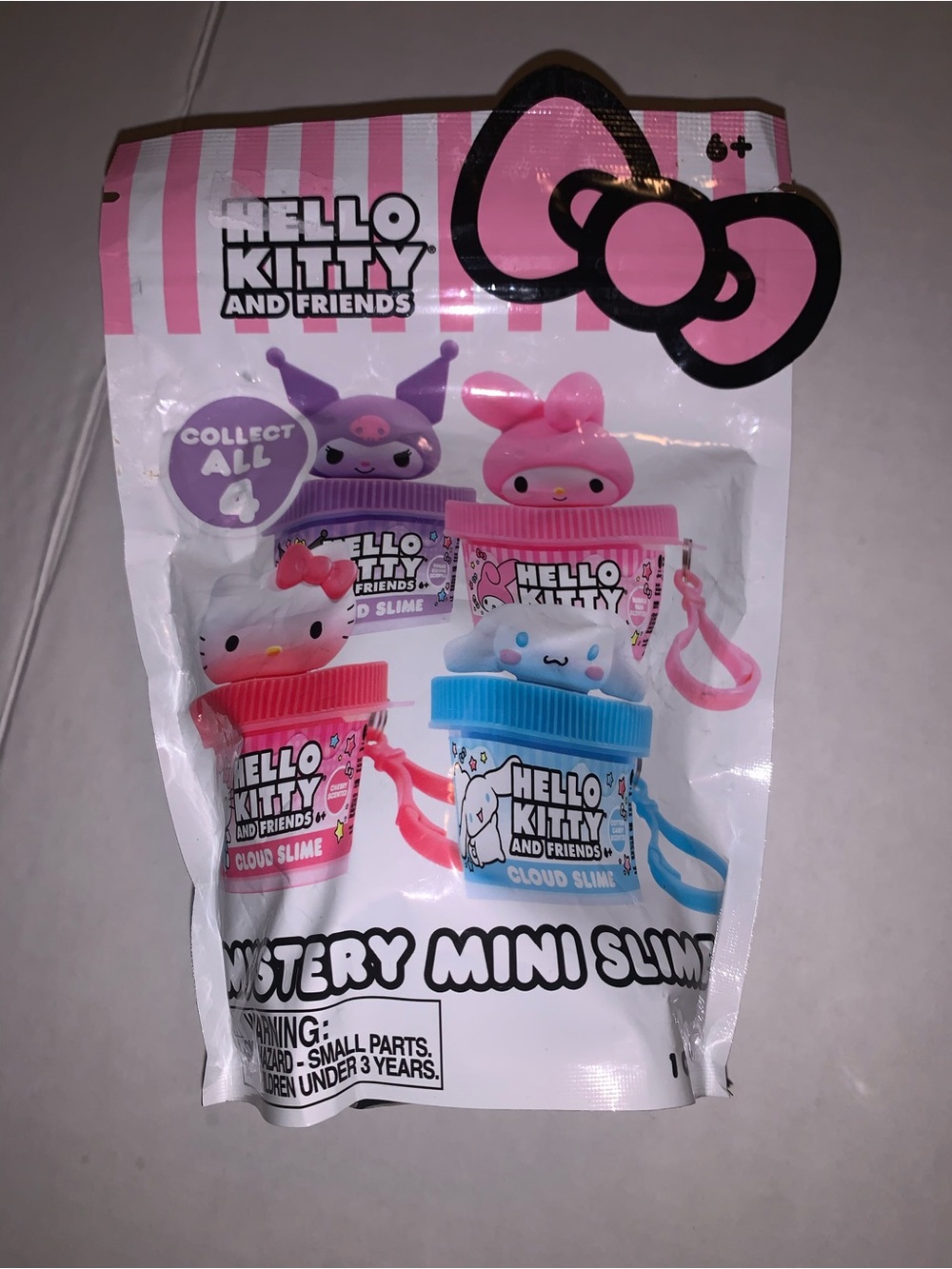 Hello Kitty Pink Blue Mystery Mini Slime Pack